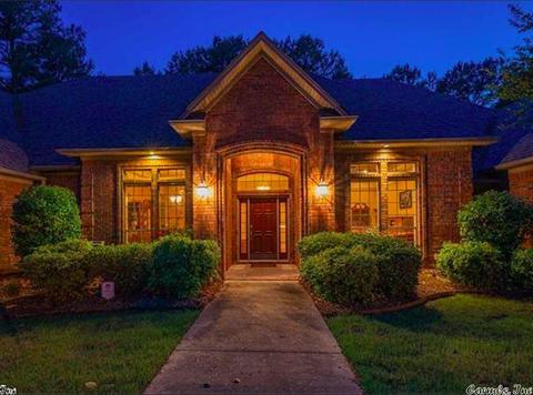 705 Paddington, Conway, AR 72034 photo 1