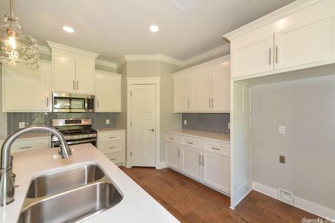 21 Hanna Loop, Maumelle, AR 72113 photo 9