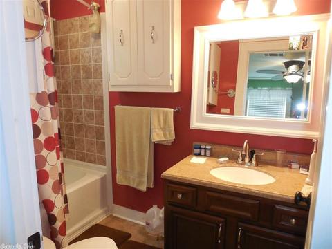 1302 E Moore St, Searcy, AR 72143 photo 13