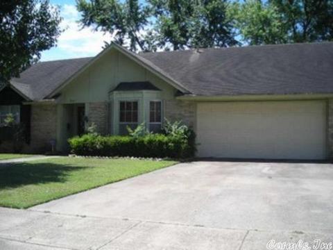 2804 Avondale, Pine Bluff, AR 71601 photo 1