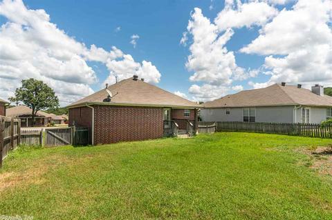 6 Emerald Dr, Maumelle, AR 72113 photo 1