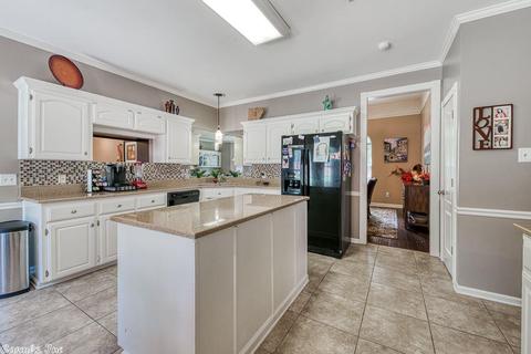 1720 Royal Dr, Conway, AR 72034 photo 6