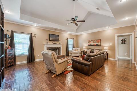 1720 Royal Dr, Conway, AR 72034 photo 2