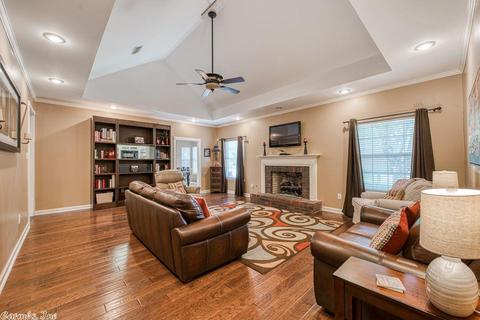 1720 Royal Dr, Conway, AR 72034 photo 3