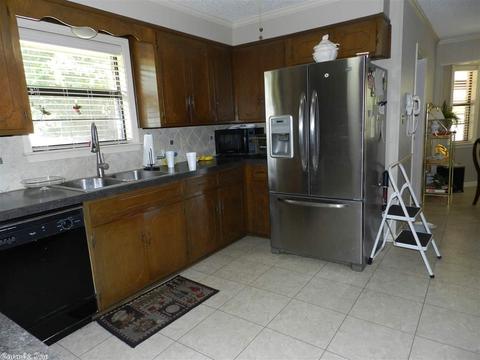 1 Foxcroft Cv, Pine Bluff, AR 71603 photo 5