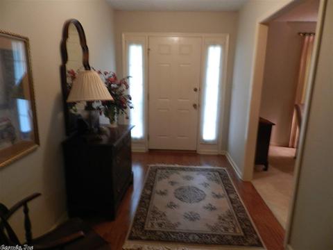 1 Foxcroft Cv, Pine Bluff, AR 71603 photo 2