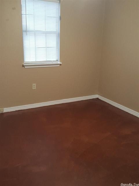 1306 Collier Dr, Conway, AR 72032 photo 2