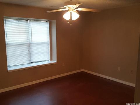 1306 Collier Dr, Conway, AR 72032 photo 5