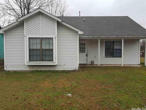 1306 Collier Dr, Conway, AR 72032 photo 1