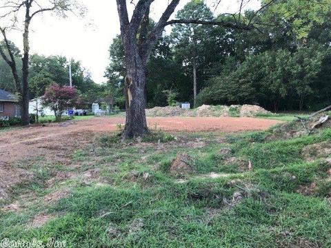 1832 Scott St, Conway, AR 72034 photo 1