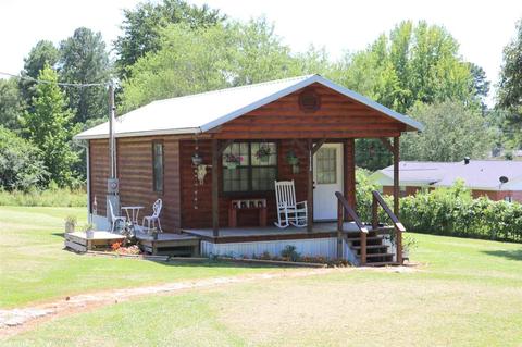 1213 W Elberta Ave, De Queen, AR 71832 photo 1
