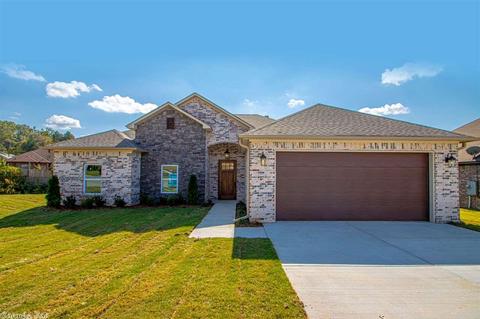 1202 Beaverhead Cv, Benton, AR 72019 photo 1