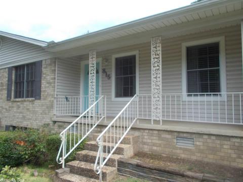 815 Misty Dr, Benton, AR 72019 photo 2