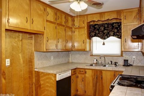 13 Marshall Dr, Searcy, AR 72143 photo 7