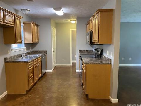 1925 Puma Dr, Conway, AR 72034 photo 9