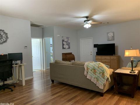 1609 Deerfield Dr, Benton, AR 72019 photo 7