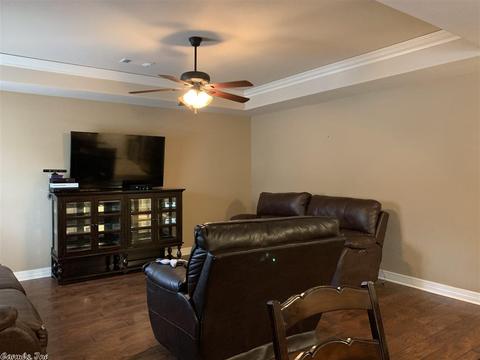 505 St Charles Ct, Haskell, AR 72015 photo 8