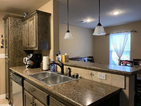 505 St Charles Ct, Haskell, AR 72015 photo 6