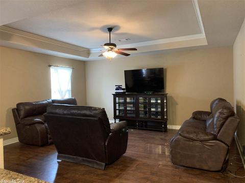 505 St Charles Ct, Haskell, AR 72015 photo 7