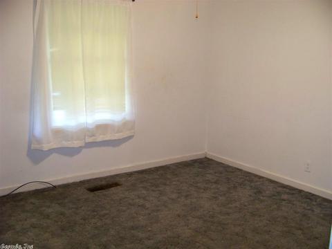 1118 E Highland St, Malvern, AR 72104 photo 10