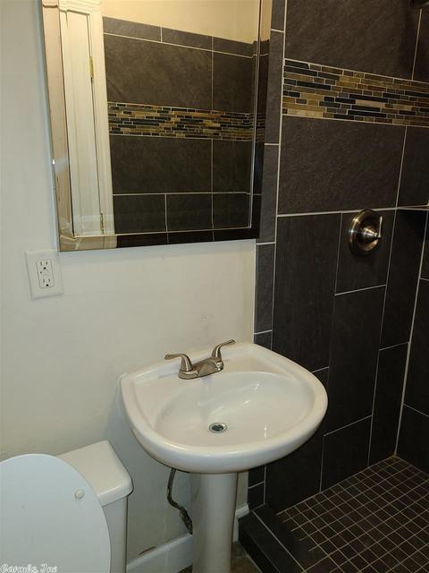 202 Stone, White Hall, AR 71602 photo 16