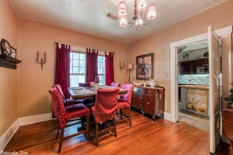 228 Davis St, Conway, AR 72034 photo 9