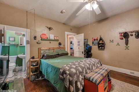228 Davis St, Conway, AR 72034 photo 25