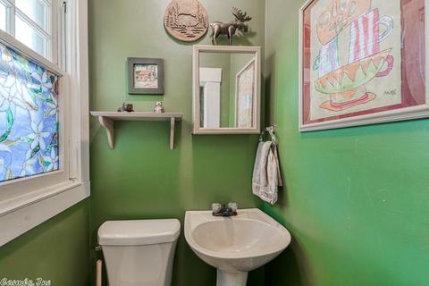 228 Davis St, Conway, AR 72034 photo 26