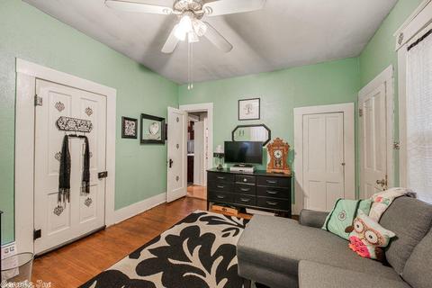 228 Davis St, Conway, AR 72034 photo 22