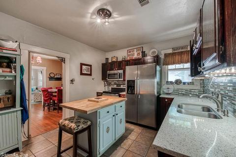 228 Davis St, Conway, AR 72034 photo 12