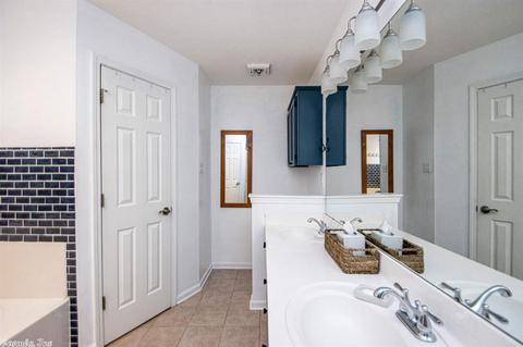 2514 Delaware Xing, Benton, AR 72015 photo 23
