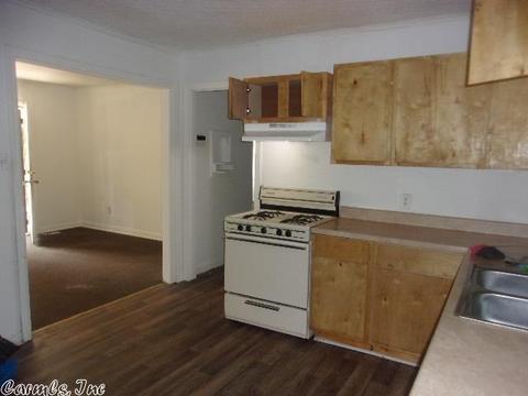 1605 W 12th Ave, Pine Bluff, AR 71601 photo 8