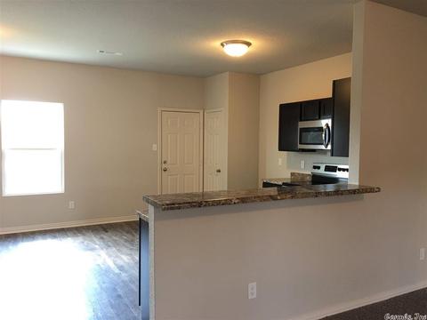 2065 Matthews Meadows Ln, Conway, AR 72032 photo 4