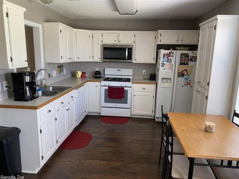 110 Timberlake, Haskell, AR 72015 photo 5