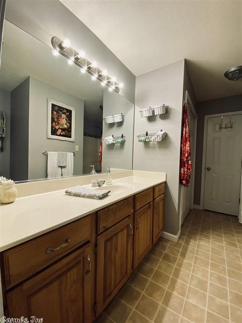 318 Diane, Trumann, AR 72472 photo 8