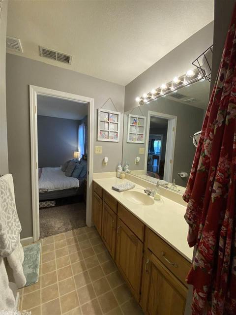 318 Diane, Trumann, AR 72472 photo 9