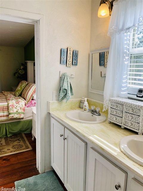 352 Tippitt Rd, Lonoke, AR 72086 photo 3