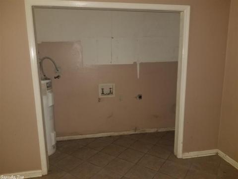7229 Cross, Pine Bluff, AR 71703 photo 6