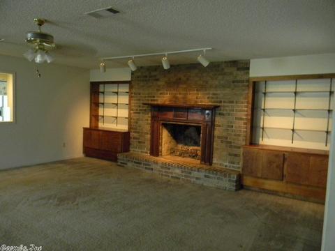 6301 Middle Warren, Pine Bluff, AR 71603 photo 7