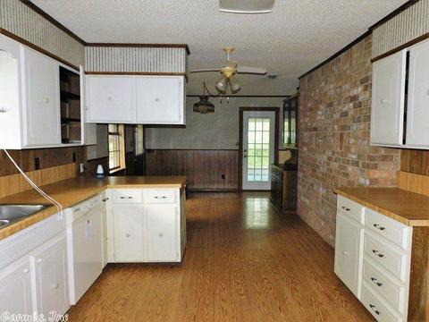 111 Washington Dr, Horatio, AR 71842 photo 6