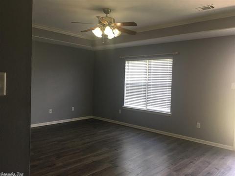 1630 Duke St, Conway, AR 72032 photo 4