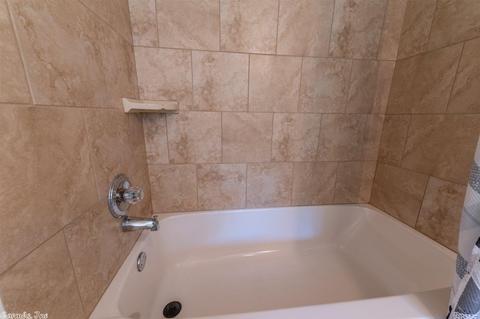 2411 E Robinhood Dr, Bryant, AR 72022 photo 12