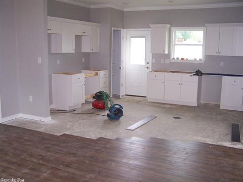 619 N Beech, Beebe, AR 72012 photo 3