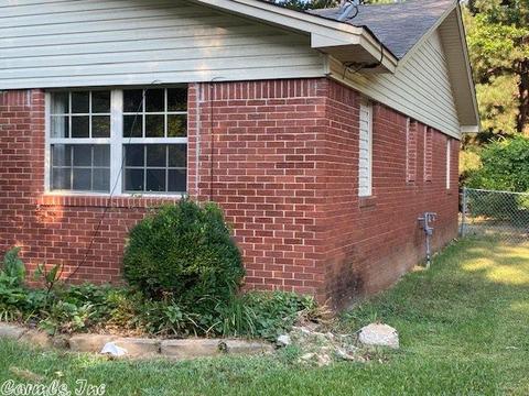 409 S Ash St, Conway, AR 72034 photo 5