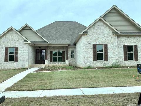 1735 Briley Dr, Conway, AR 72034 photo 1
