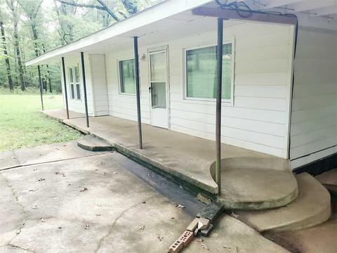 1054 Smith Loop, Malvern, AR 72104 photo 2