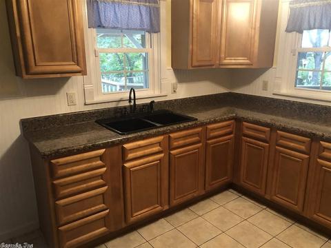 8511 W Cherry, Benton, AR 72015 photo 6
