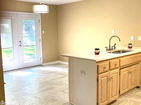 3009 Oakbrook Dr, Benton, AR 72015 photo 9