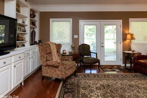 109 E James Ave, Redfield, AR 72132 photo 3