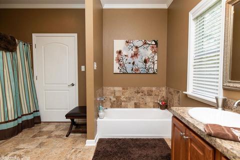 109 E James Ave, Redfield, AR 72132 photo 14